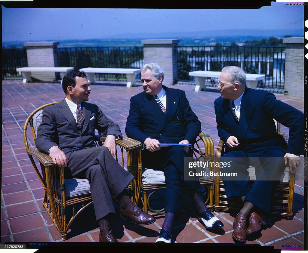 Governors Sitting Outside