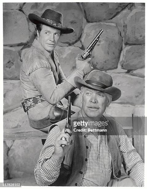 Three years together on TV's Wagon Train have failed to warm the personal coolness between co-stars Ward Bond and Robert Horton. "We hardly see each...