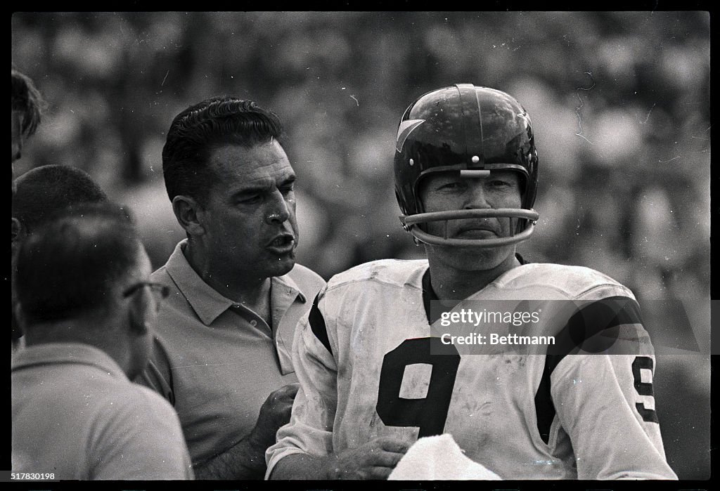 Otto Graham Talking to Quarterback