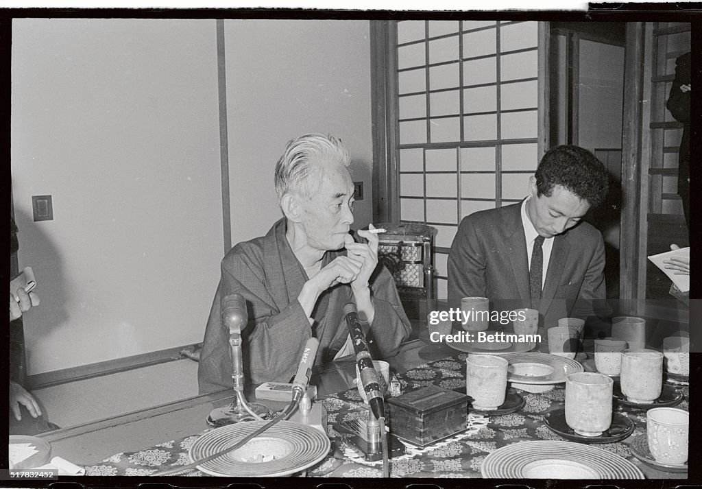 Yasunari Kawabata at Press Conference