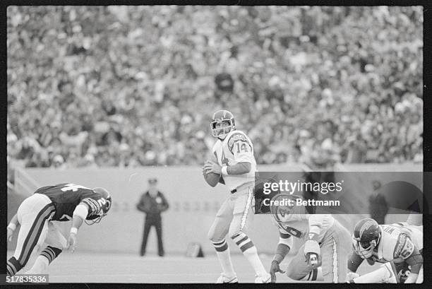 San Diego quarterback Dan Fouts during game against Chicago Bears.