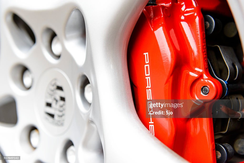 Porsche wheel and brake