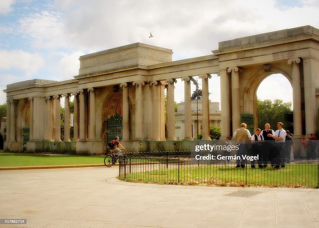 Gate to Hyde Park corner