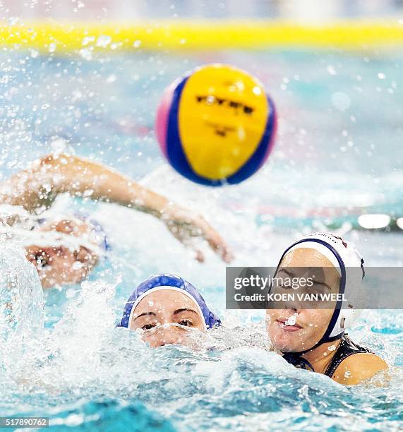 Italy's Roberta Bianconi and United States Aria Fischer fight for the ball during during the Women's Water Polo Olympic Games Qualification...