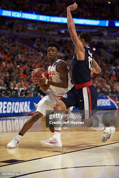 Playoffs: Syracuse Franklin Howard in action vs Gonzaga Josh Perkins at United Center. Chicago, IL 3/25/2016 CREDIT: Jeff Haynes