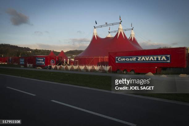 Picture taken on March 25, 2016 shows the circus tent of the Zavatta Circus on the side of a road in Pont-Audemer.