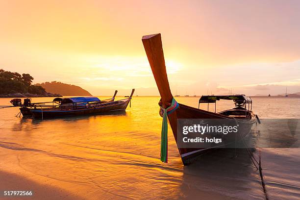 koh lipe beach in satun, thailand - ko lipe stock pictures, royalty-free photos & images