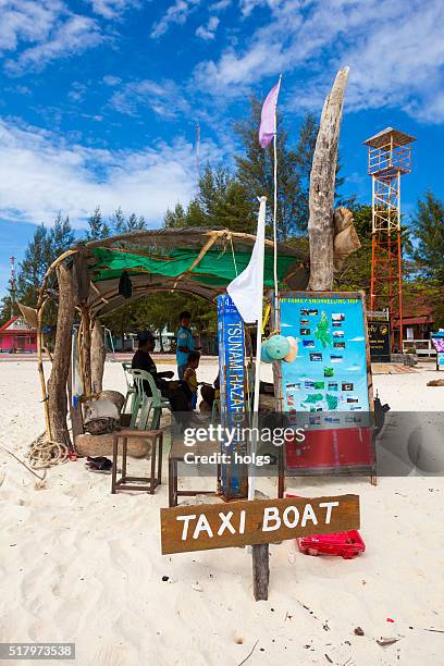 koh lipe beach in satun, thailand - ko lipe stock pictures, royalty-free photos & images