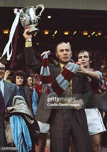 Ron Saunders 2,002 Captain Ron Photos & High Res Pictures - Getty Images