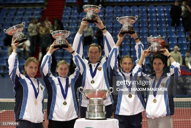 Russian Federation: The Russian Fed Cup team Svetlana Kuznetsova, Vera Zvonareva, team captain Shamil Tarpishev, Elena Likhovtseva and Anastasia...