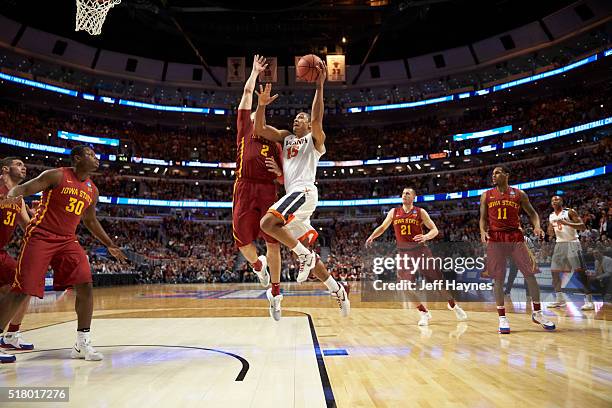 Playoffs: Virginia Malcolm Brogdon in action vs Iowa State Abdel Nader at United Center. Chicago, IL 3/25/2016 CREDIT: Jeff Haynes