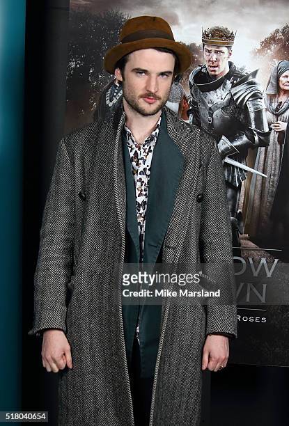 Tom Sturridge arrives for the preview screening for 'The Hollow Crown: The Wars of the Roses: Henry VI' on March 29, 2016 in London, United Kingdom.