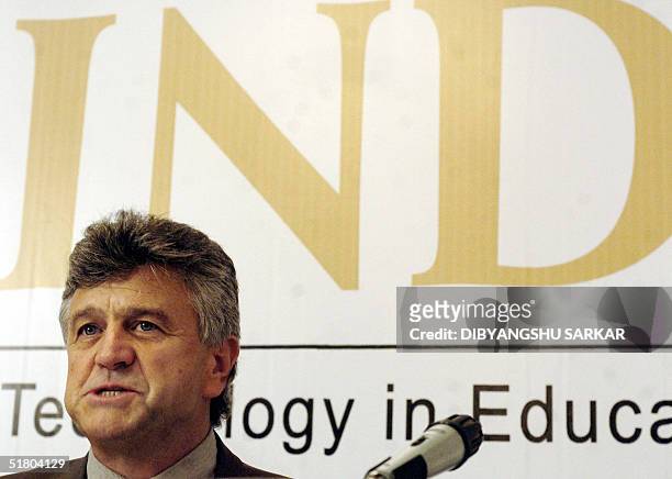 Chief Executive of the US-based non profit organisation International Society for Technology in Education Don Knezek addresses a press conference in...