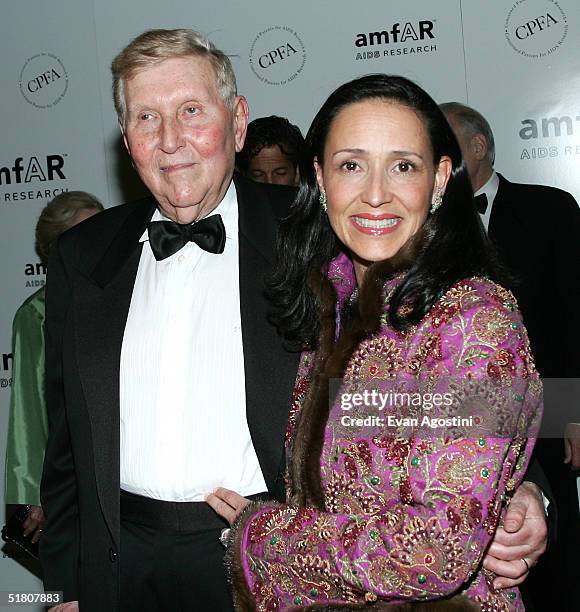 Peter R. Dolan 177 Peter R Dolan Stock Photos, High-Res Pictures, and Images - Getty ...