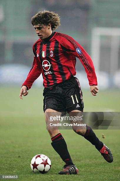 Hernan Crespo of Milan in action during the UEFA Champions League Group F match between AC Milan and Shakhtar Donetsk at the San Siro on November 24,...