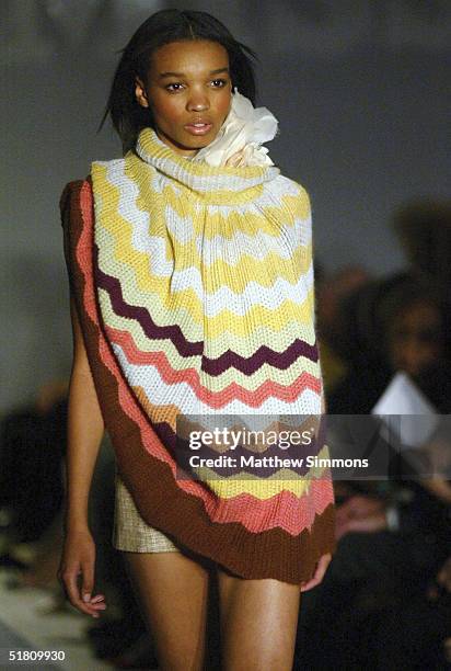 Model walks the runway at the Missoni Spring 2005 and Retrospective Fashion Show at Neiman Marcus on November 30, 2004 in Beverly Hills, California.