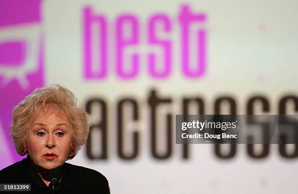 Actress Doris Roberts accepts the award for "Best Actress" for her work in "Everybody Loves Raymond" during the taping of the 6th Annual Family...