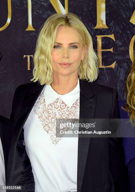 Charlize Theron attends "The Huntsman & The Ice Queen" Photocall at Park Hyatt Hamburg on March 30, 2016 in Hamburg, Germany.