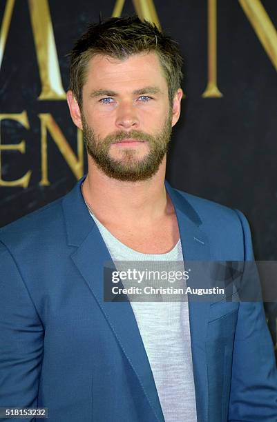 Chris Hemsworth attends "The Huntsman & The Ice Queen" Photocall at Park Hyatt Hamburg on March 30, 2016 in Hamburg, Germany.