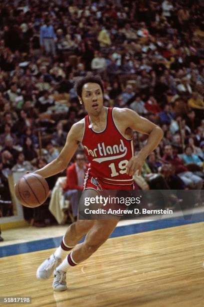 Lenny Wilkens of the Portland Trailblazers drives to the basket during an NBA game circa 1973. NOTE TO USER: User expressly acknowledges and agrees...