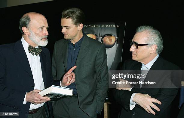 Peter Cross (Actor) Photos and Premium High Res Pictures - Getty Images