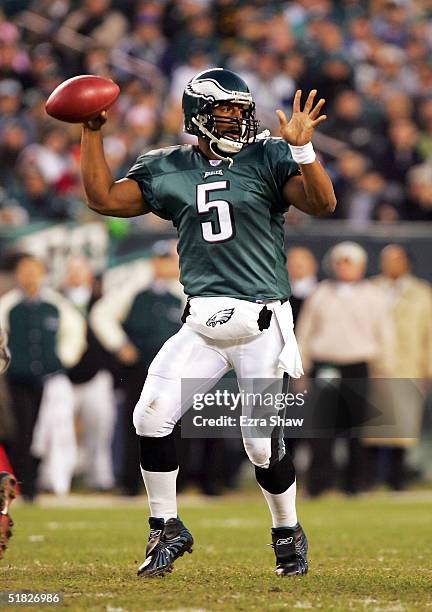 Quarterback Donovan McNabb of the Philadelphia Eagles passes against the Green Bay Packers in the first quarter at Lincoln Financial Field on...