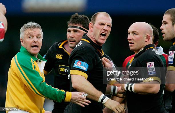 Lawrence Dallaglio of London Wasps vents his frustration afterf ighting with Martin Corry of Leicester Tigers during the Heineken Cup match between...