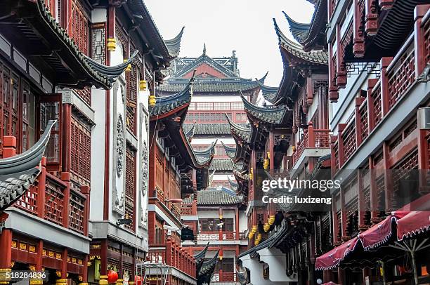 shanghai yu yuan garden - shanghai stock pictures, royalty-free photos & images