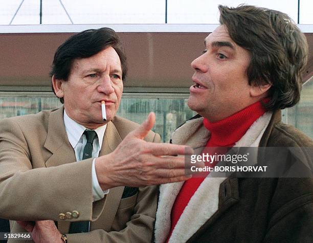 - Picture taken 02 January 1991 in Marseille of Marseille's Belgian coach Raymond Goethals talking with OM's chairman Bernard Tapie . European Cup...