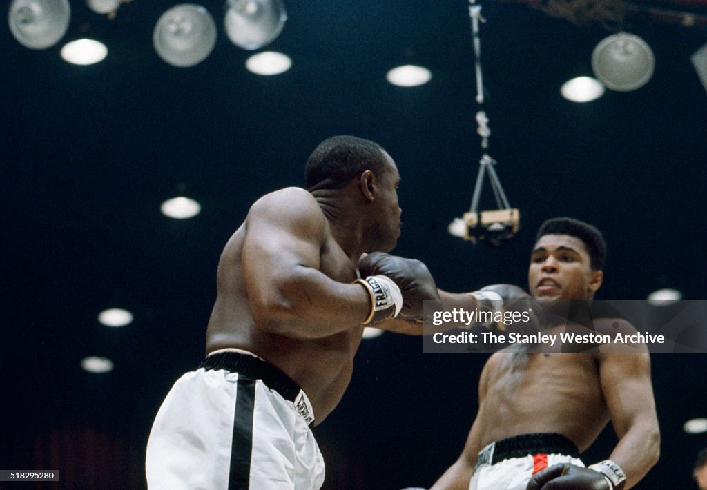 Cassius Clay vs Sonny Liston