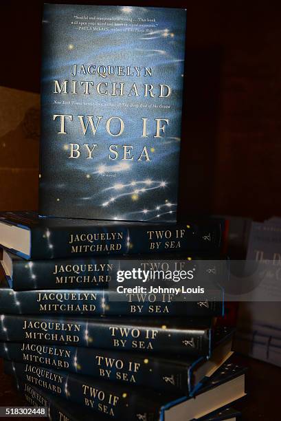 Jacquelyn Mitchard Photos and Premium High Res Pictures - Getty Images