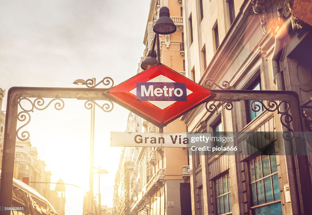 Gran vía señal de Metro de Madrid