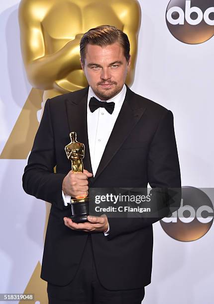 Actor Leonardo DiCaprio, winner of the award for Best Actor in a Leading Role for 'The Revenant,' poses in the press room during the 88th Annual...