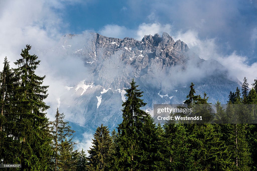 Austria, Allgaeu High Alps, Little Widderstein in fog