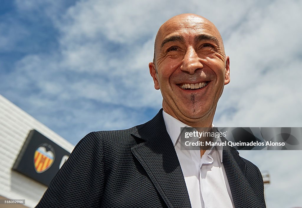 Valencia CF Unveil New Head Coach Pako Ayestaran
