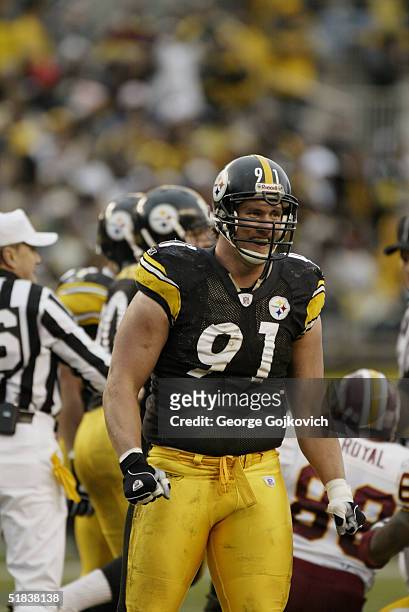 Defensive end Aaron Smith of the Pittsburgh Steelers during a game against the Washington Redskins at Heinz Field on November 28, 2004 in Pittsburgh,...