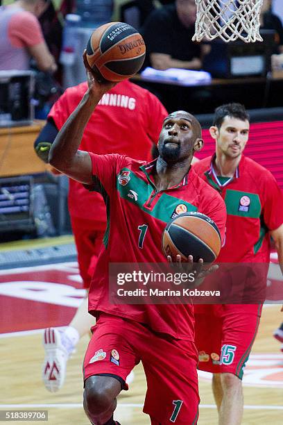 Chris Singleton, #1 of Lokomotiv Kuban Krasnodar before the 2015-2016 Turkish Airlines Euroleague Basketball Top 16 Round 13 game between Lokomotiv...