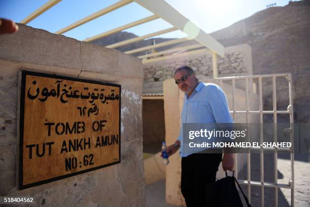 Nicholas Reeves Egyptologist Nicholas Reeves Photos and Premium High Res Pictures ...