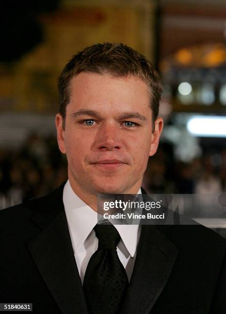 Actor Matt Damon arrives at the Warner Bros. Premiere of the film "Ocean's Twelve" at Grauman's Chinese Theatre December 8, 2004 in Hollywood...