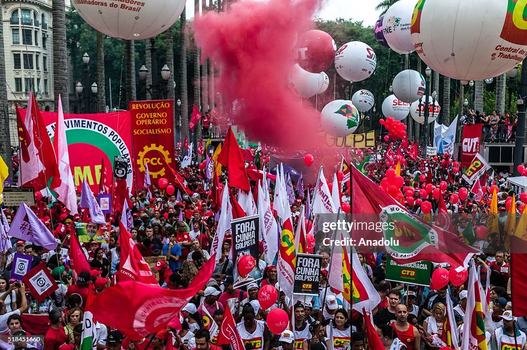 Protest in favor of the government of Dilma Rousseff