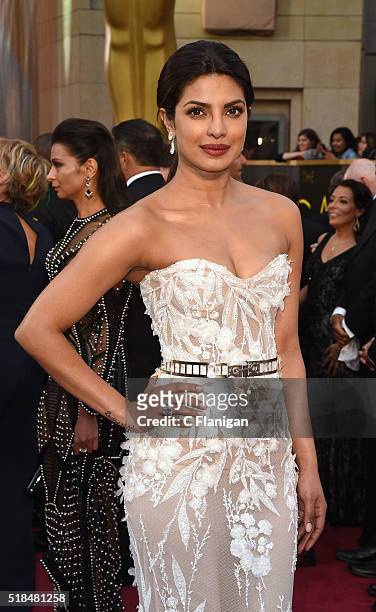 Actress Priyanka Chopra attends the 88th Annual Academy Awards at Hollywood & Highland Center on February 28, 2016 in Hollywood, California.