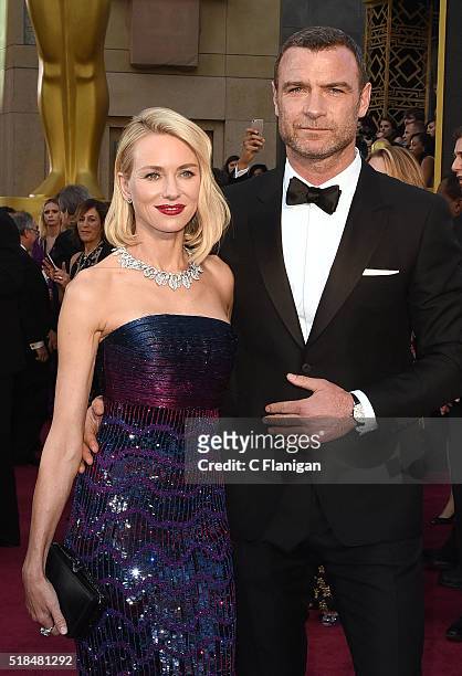 Naomi Watts and Liev Schreiber attend the 88th Annual Academy Awards at the Hollywood & Highland Center on February 28, 2016 in Hollywood, California.