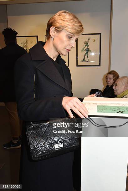 Melita Toscan du Plantier attends "Mr. Otto Noselong" : Roxanne Depardieu Drawings and Paintings Exhibition Preview at Galerie Catherine Houard on...