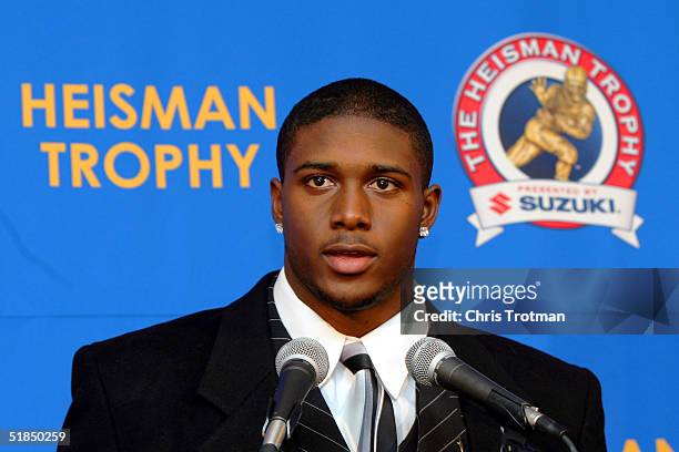 Tailback Reggie Bush of the University of Southern California Trojans finishes 5th in the 2004 Heisman trophy voting on December 11, 2004 in New York...