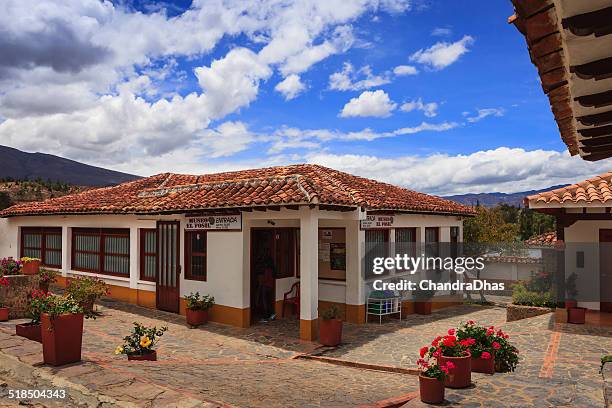 ビジャデレイバ、コロンビアのエル fósil moniquirá博物館 - villa de leyva ストックフォトと画像