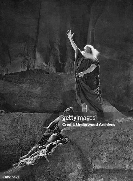 Actors Theodore Roberts as Moses and Estelle Taylor as Miriam in the Cecil B De Mille silent film production for Paramount Pictures, 'The Ten...