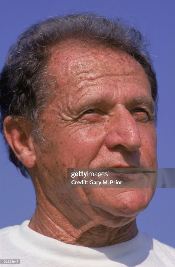 Arthur Ridyard Legendary athletics coach Arthur Lydiard of New Zealand poses in the ...