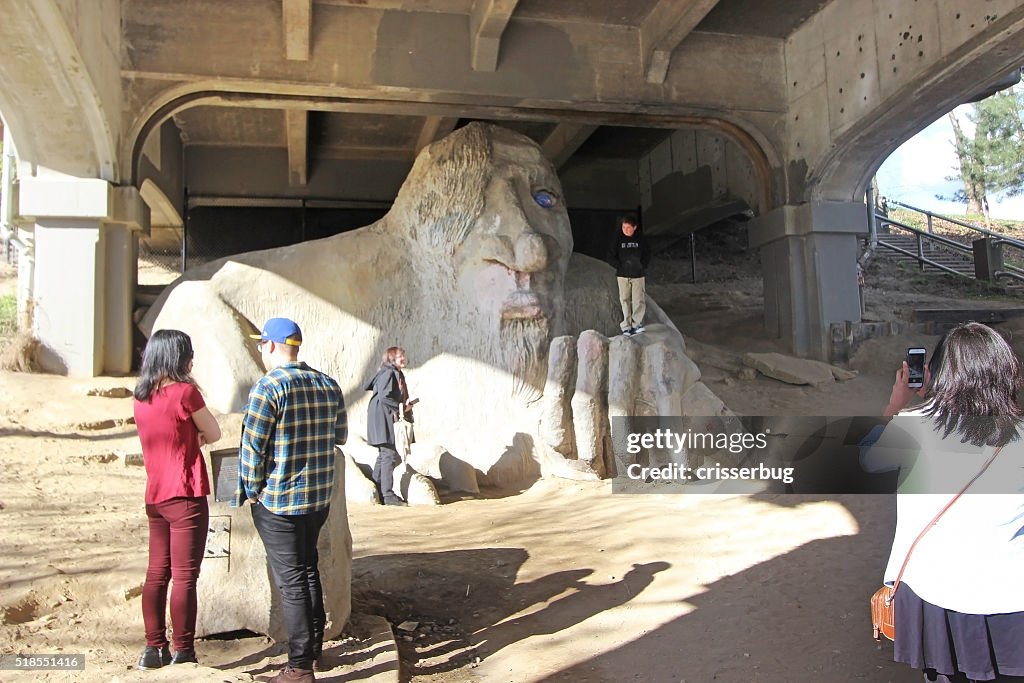 Turistas na TROL Fremont-Seattle, Washington