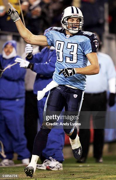 Wide receiver Drew Bennett of the Tennessee Titans celebrates after catching a touchdown pass against the Kansas City Chiefs during Monday Night...