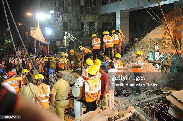 Ndff Rescue 3,588 Indian Ndrf Photos & High Res Pictures - Getty Images